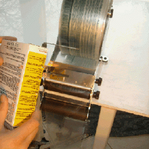 Półautomat do etykietowania kartoników